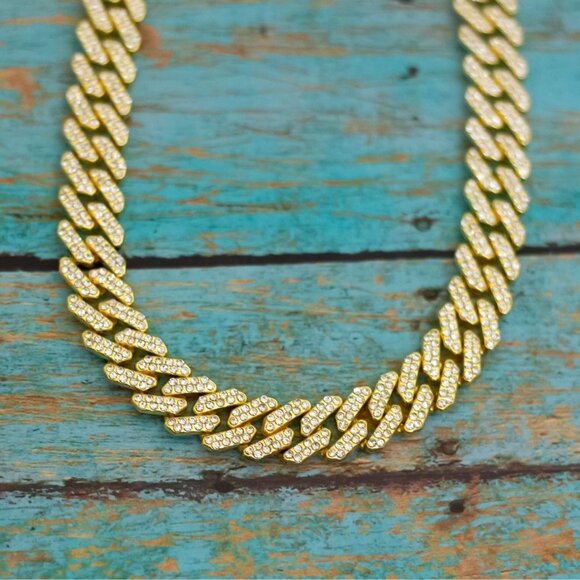 19 inch, Vintage Geometric Links Clear Rhinestones Gold Tone Chain Necklace - P2 - Picture 1 of 3